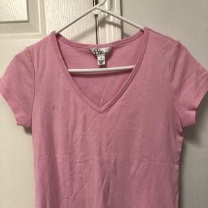 Lily Pulitzer t-shirt, pink, size medium!!! Super cute and fitted!!!